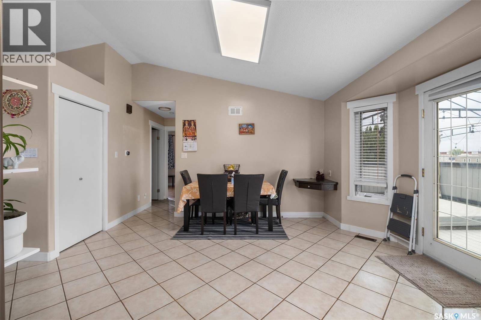 19 Mooney Place, Prince Albert, Saskatchewan  S6V 8C4 - Photo 11 - SK038121
