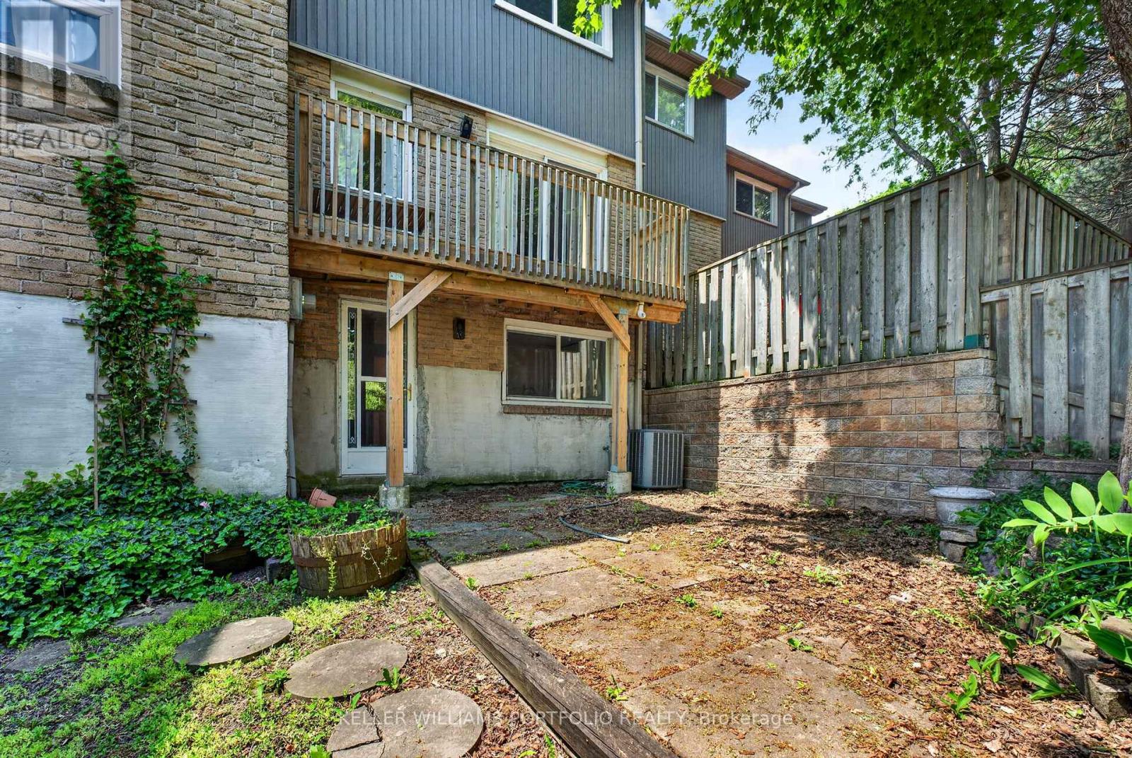 20 - 900 Dundas Street W, Mississauga, Ontario  L5C 3B3 - Photo 34 - W13420504