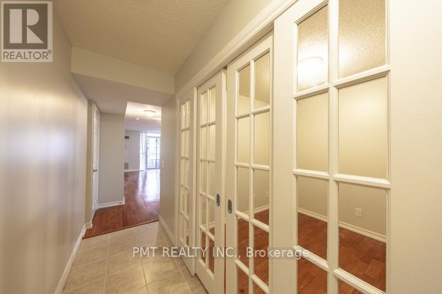 1522 - 5233 Dundas Street W, Toronto, Ontario  M9B 6M1 - Photo 2 - W13420512