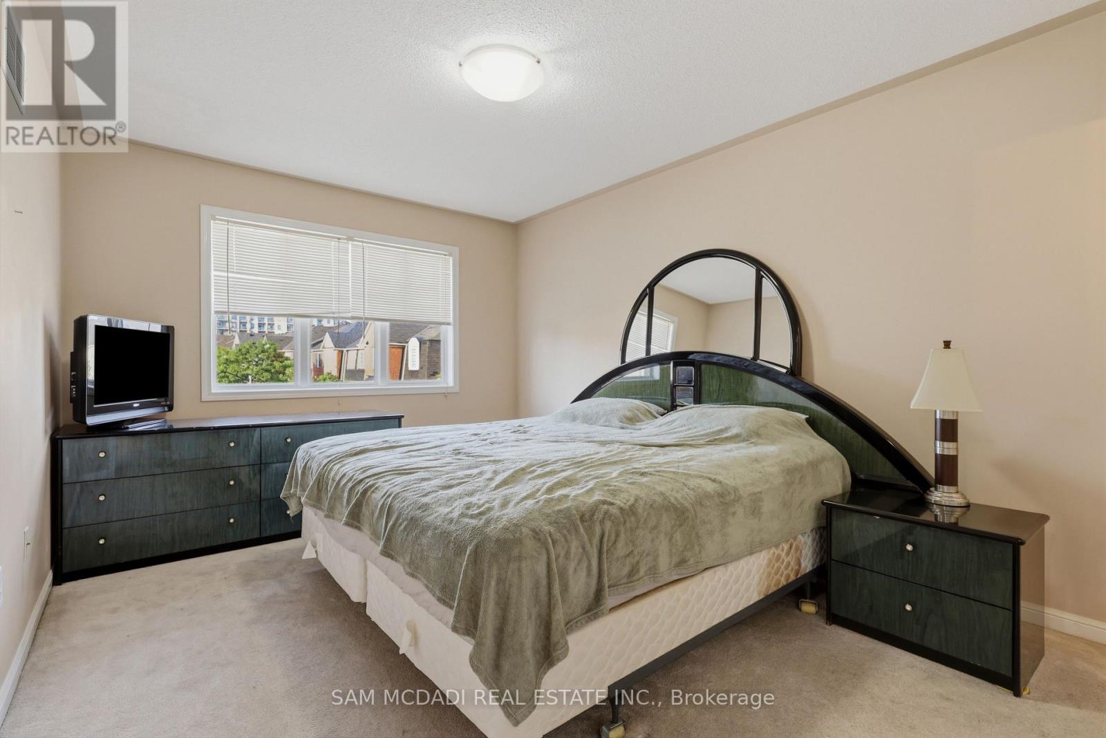 3086 Stornoway Circle, Oakville, Ontario  L6M 5J1 - Photo 17 - W13420534