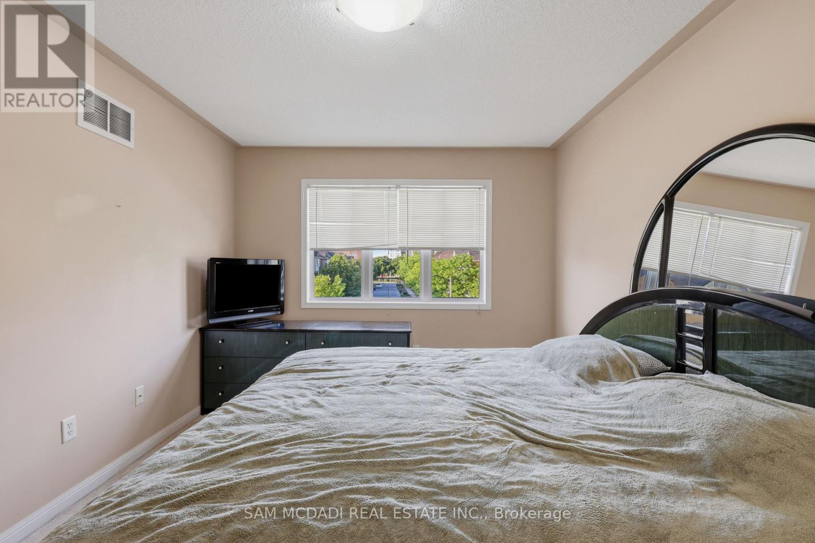 3086 Stornoway Circle, Oakville, Ontario  L6M 5J1 - Photo 18 - W13420534