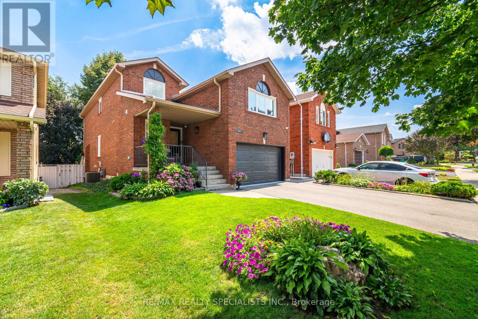 5612 Shillington Drive, Mississauga, Ontario  L5R 3N4 - Photo 2 - W13420574