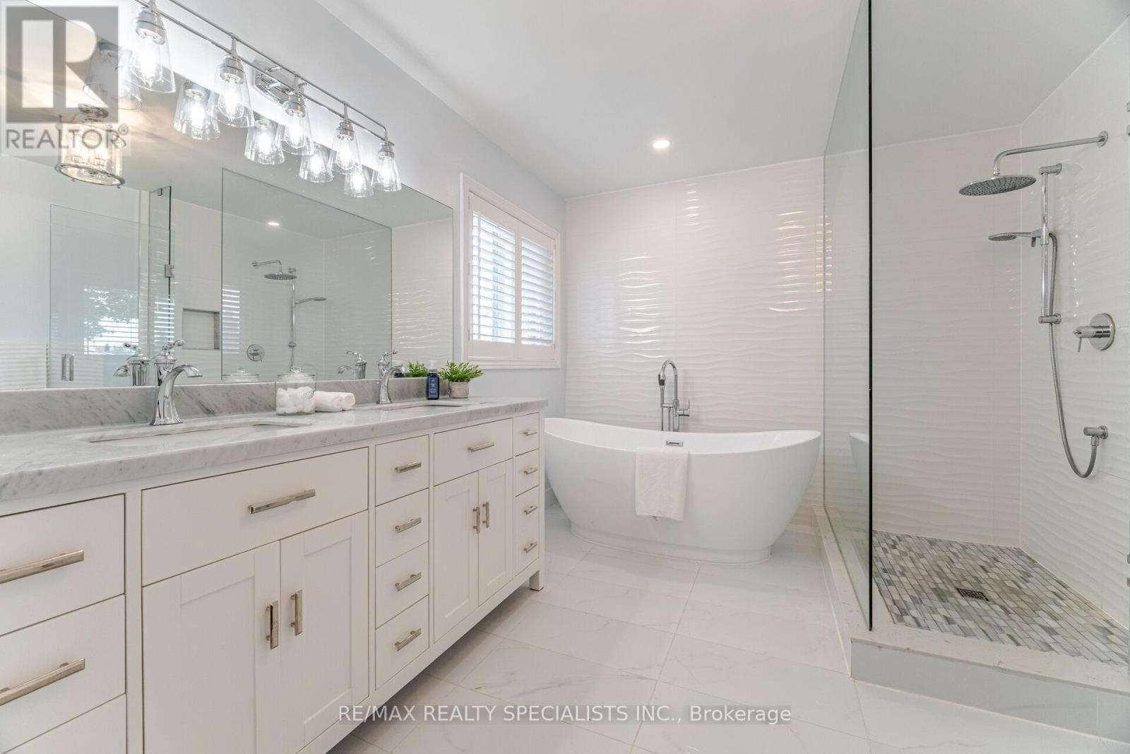 5612 Shillington Drive, Mississauga, Ontario  L5R 3N4 - Photo 22 - W13420574