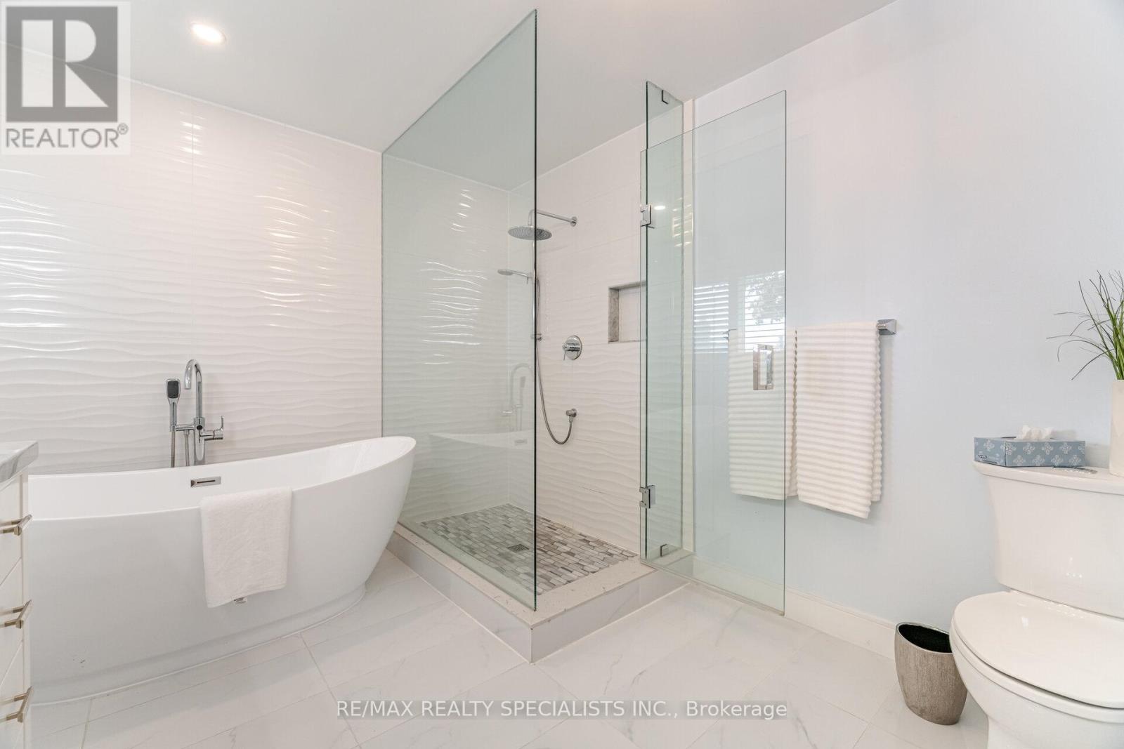 5612 Shillington Drive, Mississauga, Ontario  L5R 3N4 - Photo 23 - W13420574