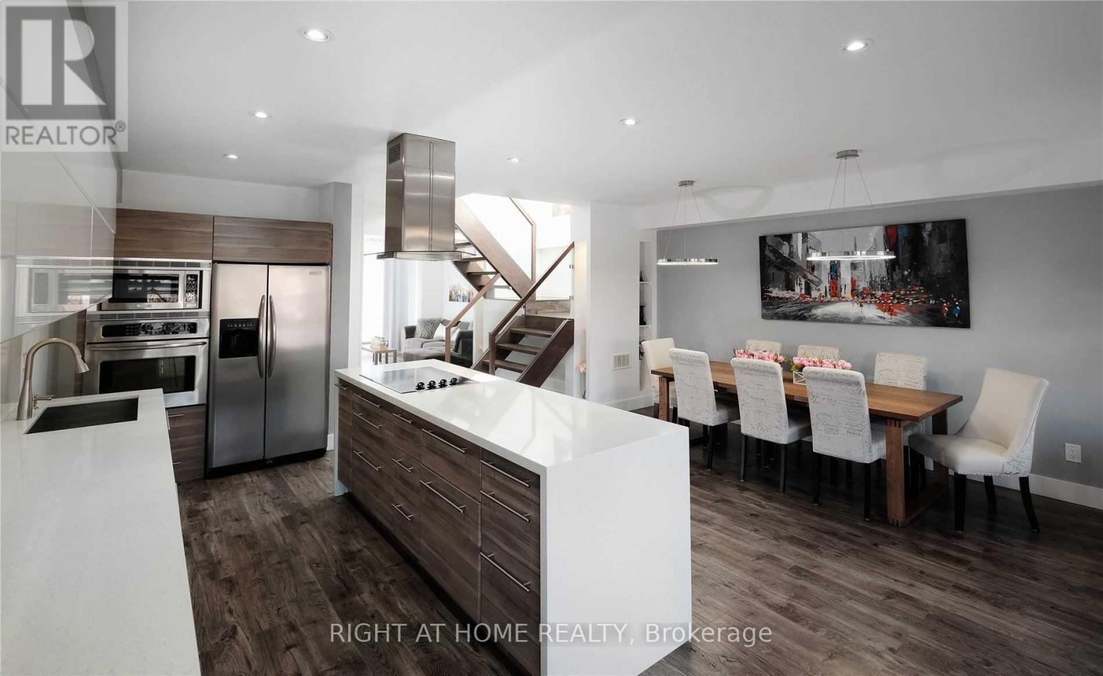 206 Gamma Street, Toronto, Ontario  M8W 4G5 - Photo 2 - W13420630