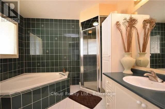 5470 Palmerston Crescent, Mississauga, Ontario  L5M 5Z8 - Photo 13 - W13420636
