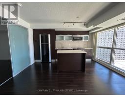 1019 - 386 YONGE STREET, Toronto, Ontario