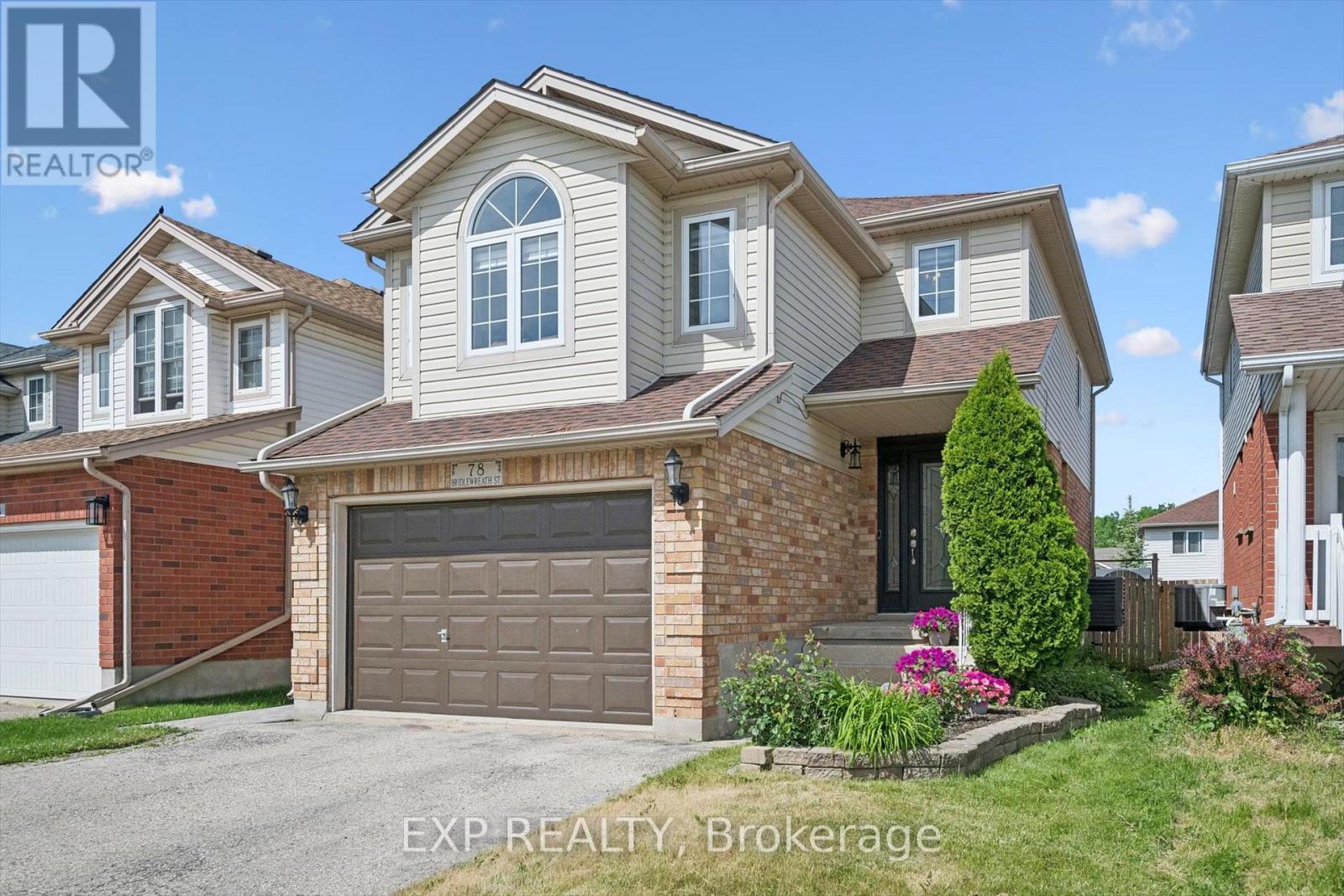 78 Bridlewreath Street, Waterloo, Ontario  N2E 3V5 - Photo 2 - X13420610