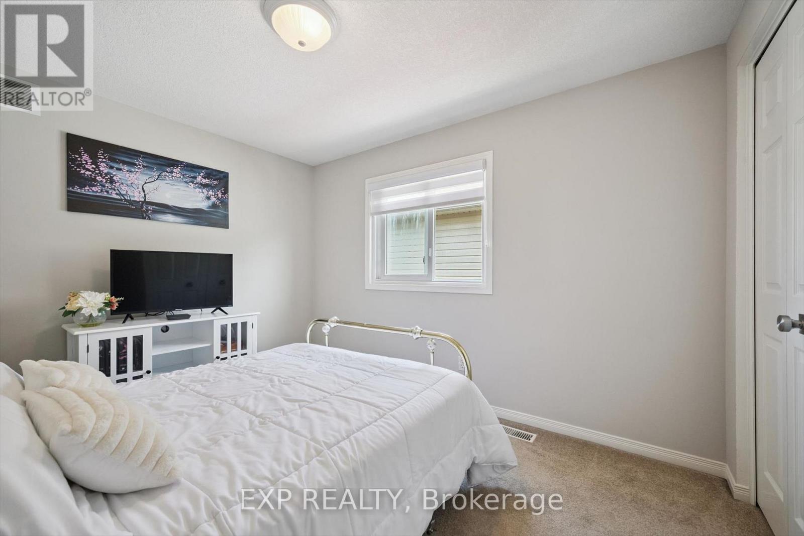 78 Bridlewreath Street, Waterloo, Ontario  N2E 3V5 - Photo 27 - X13420610