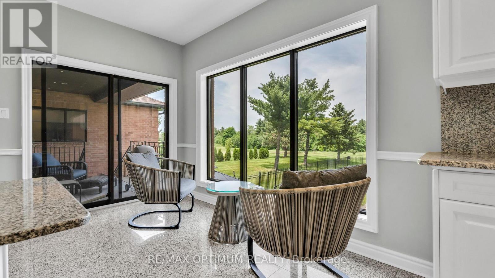 37 Fenton Way, Brampton, Ontario  L6P 0P4 - Photo 15 - W13410354
