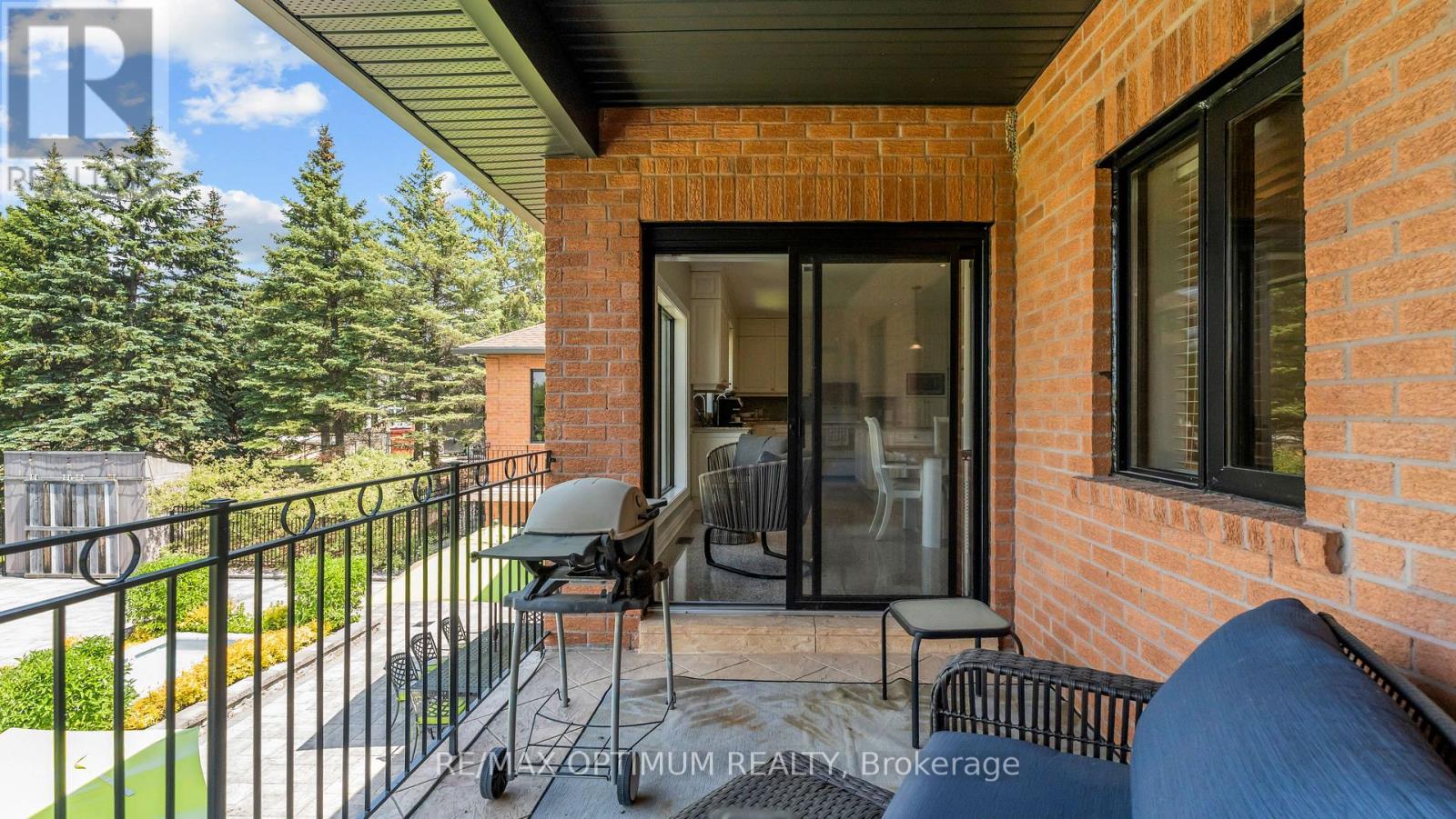 37 Fenton Way, Brampton, Ontario  L6P 0P4 - Photo 16 - W13410354