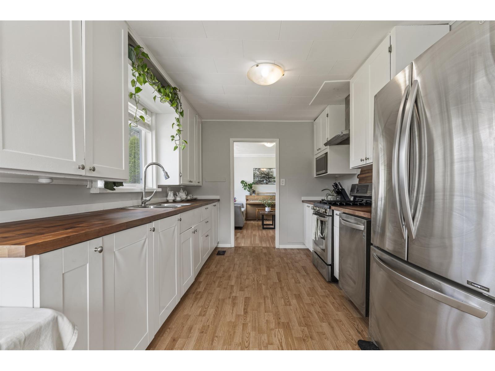 58458 Mckay Road, Laidlaw, Laidlaw, British Columbia  V0X 1L2 - Photo 9 - R3133077