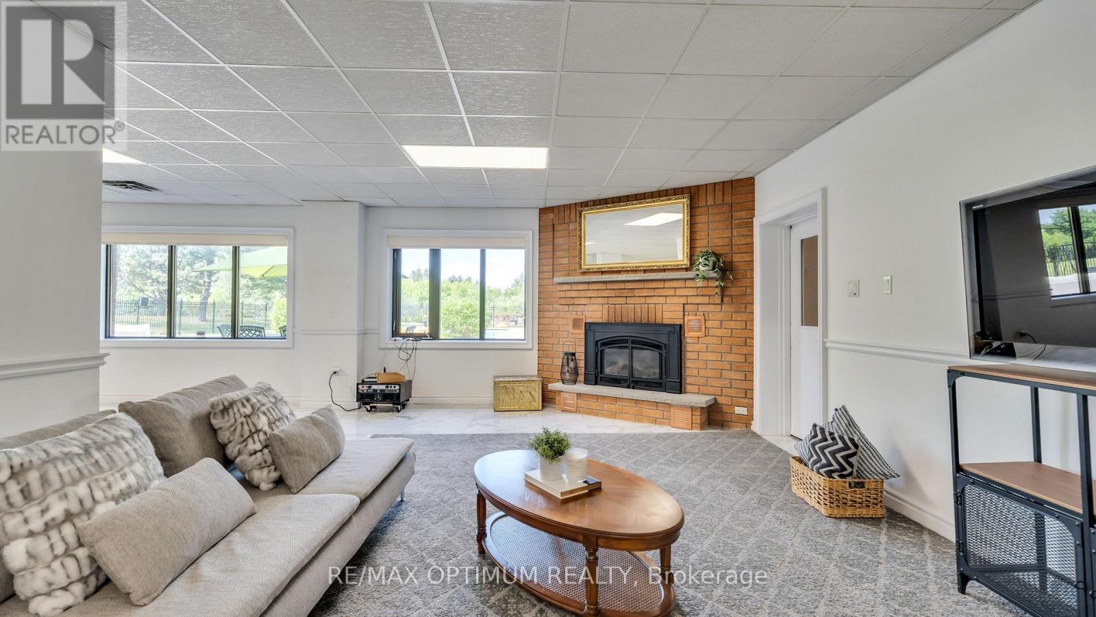 37 Fenton Way, Brampton, Ontario  L6P 0P4 - Photo 39 - W13410354