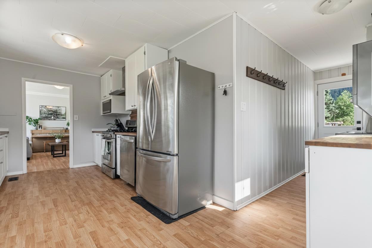 58458 Mckay Road, Laidlaw, Laidlaw, British Columbia  V0X 1L2 - Photo 8 - R3133077