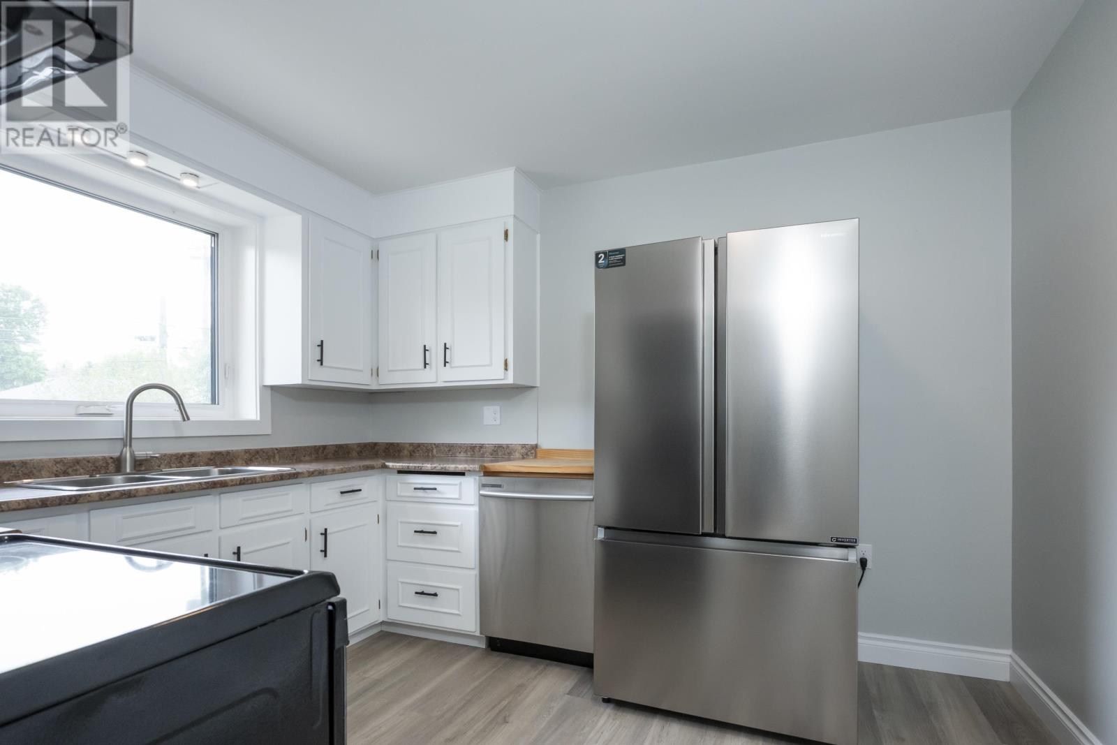 1830 Murray Ave, Thunder Bay, Ontario  P7E 5A8 - Photo 19 - TB2601419