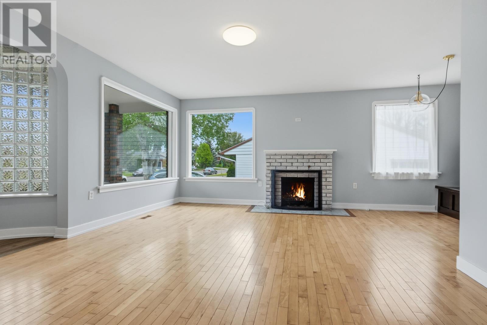 1830 Murray Ave, Thunder Bay, Ontario  P7E 5A8 - Photo 12 - TB2601419