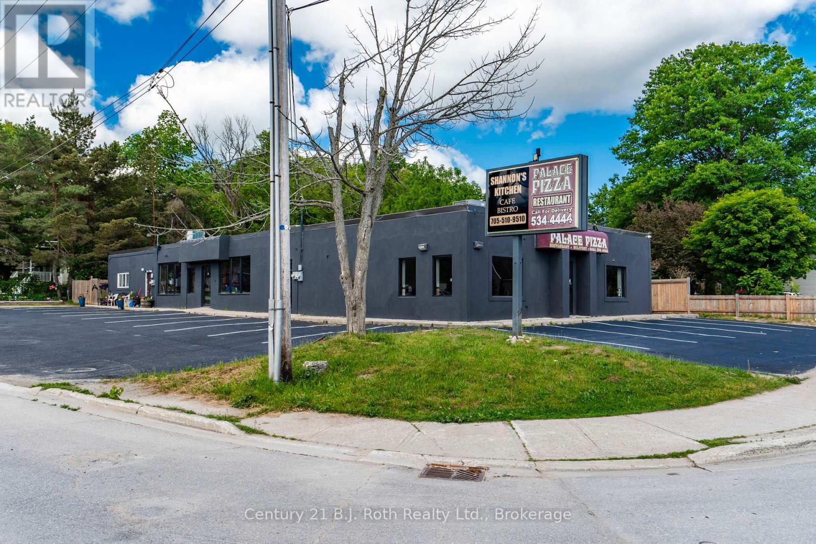 2 - 338 Park Street, Tay, Ontario  L0K 2A0 - Photo 4 - S13143638