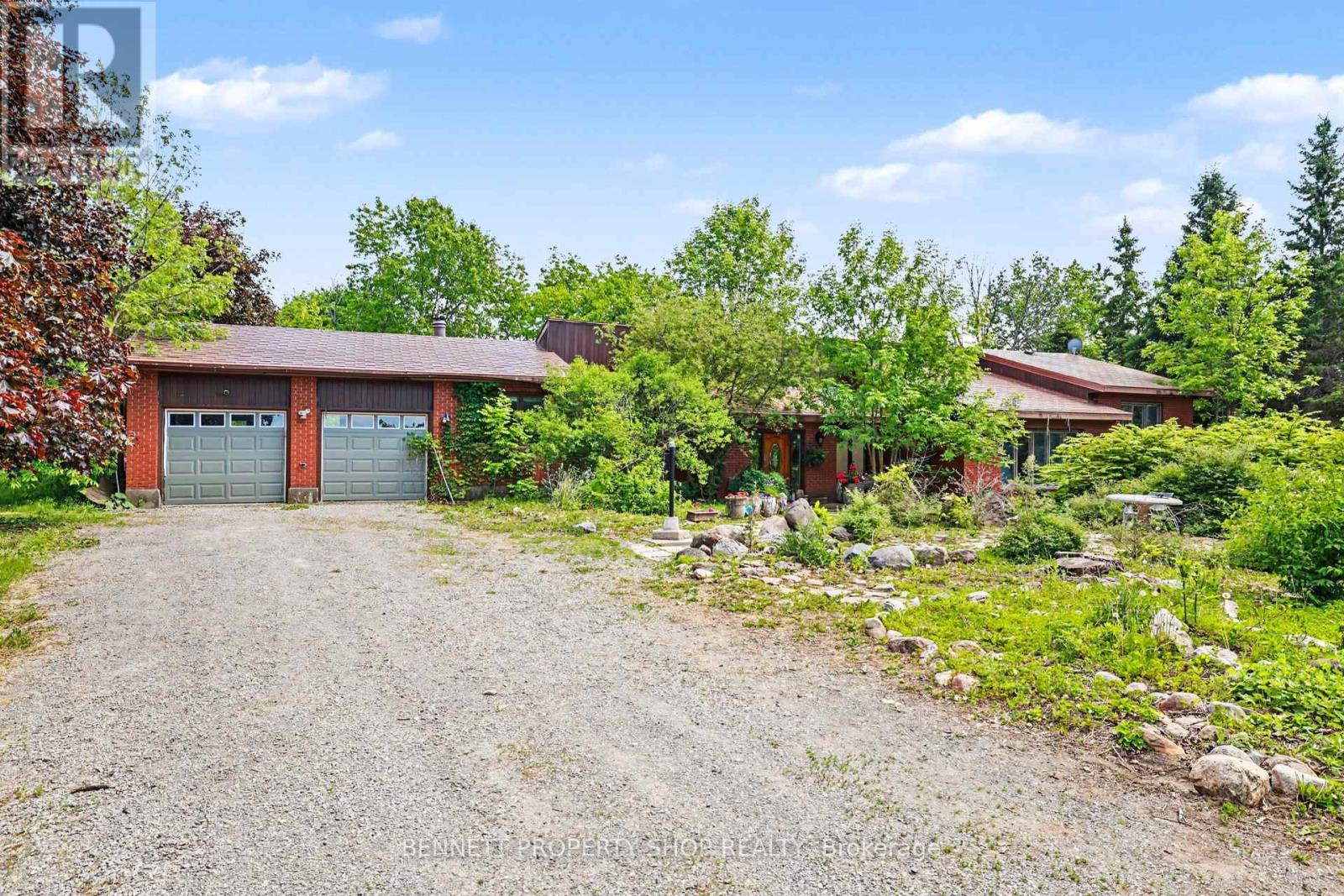 110 MANION ROAD, Ottawa, Ontario