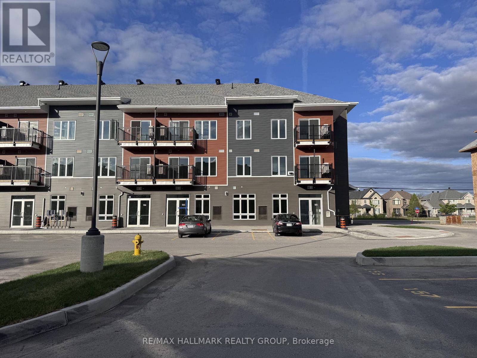 302 - 2370 TENTH LINE ROAD, Ottawa, Ontario