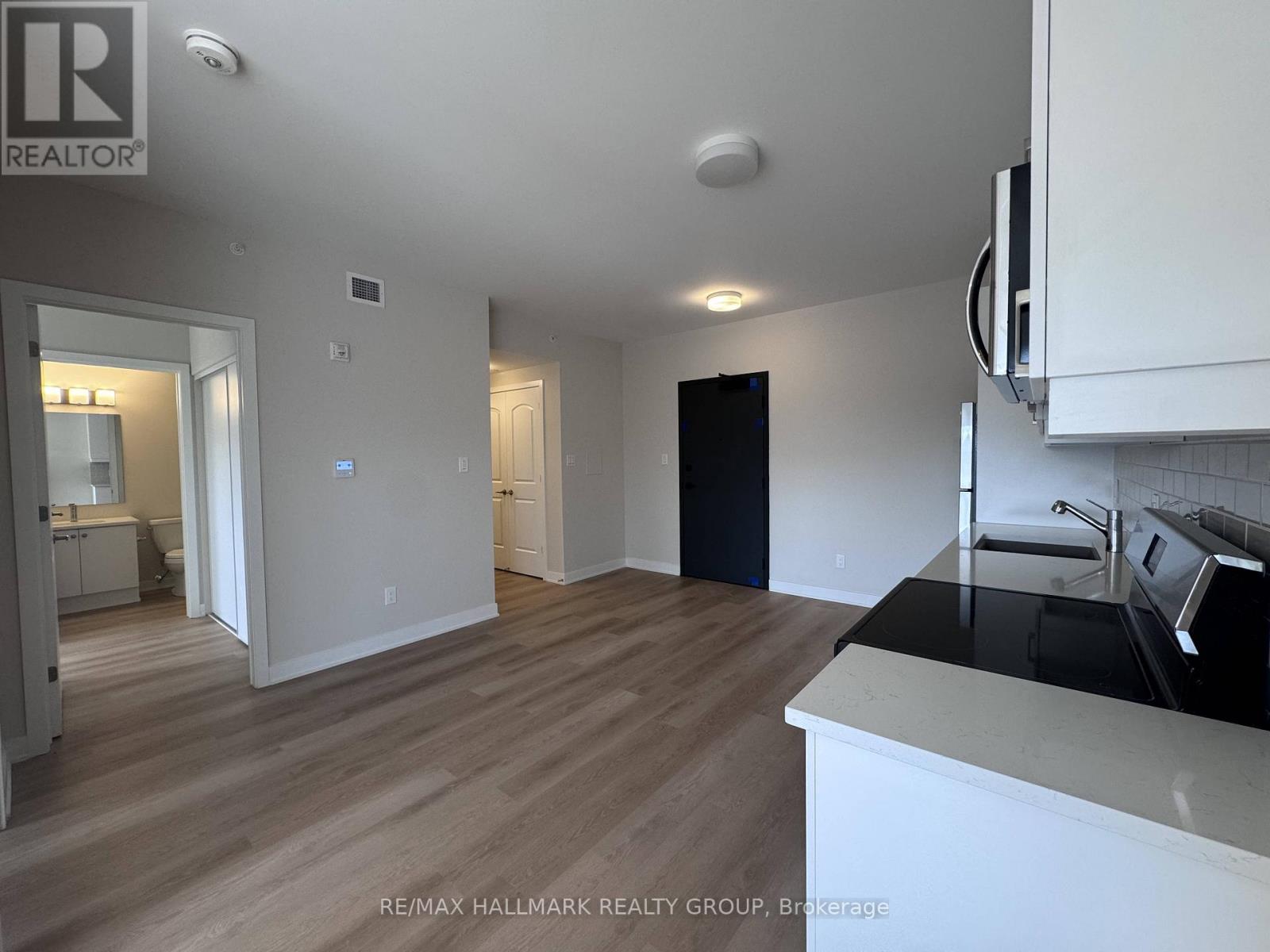 302 - 2370 Tenth Line Road, Ottawa, Ontario  K4A 5V1 - Photo 4 - X13420828