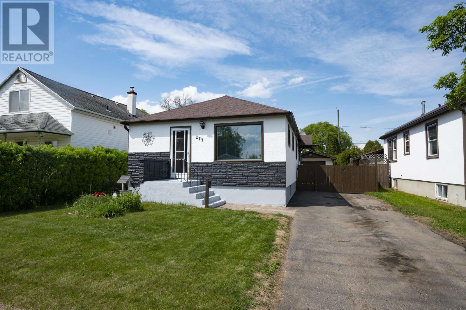 277 Mary Street East, thunder bay, Ontario