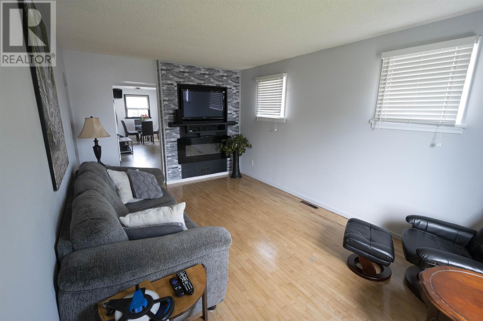 277 Mary Street East, Thunder Bay, Ontario  P7E 4J7 - Photo 5 - TB2601427