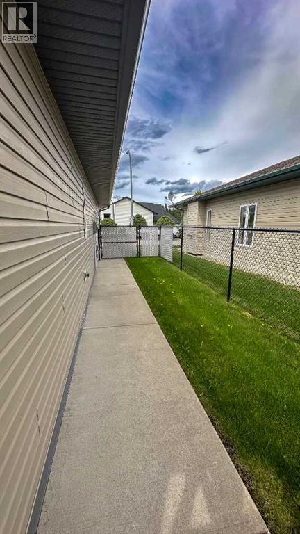 603 5 Street SW, Sundre, Alberta T0M 1X0 - Photo 40 - A2283568