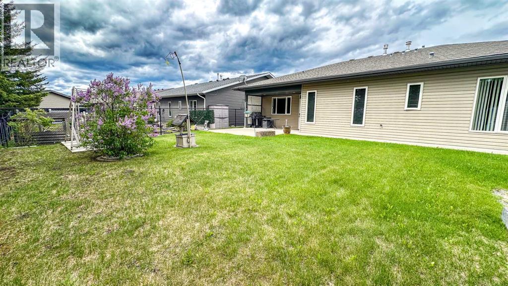 603 5 Street SW, Sundre, Alberta T0M 1X0 - Photo 37 - A2283568