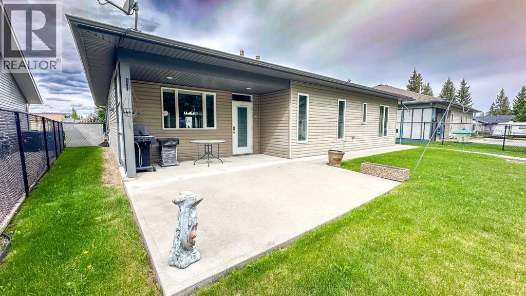 603 5 Street SW, Sundre, Alberta T0M 1X0 - Photo 35 - A2283568