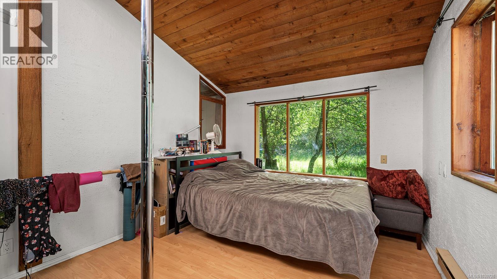 6535 St Johns Point Rd, Hornby Island, British Columbia  V0R 1Z0 - Photo 10 - 1039728