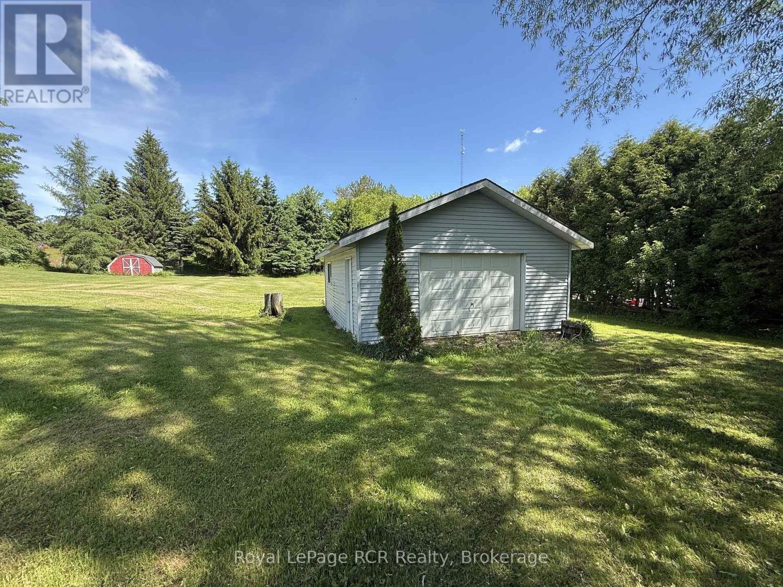 137 Torry Street, Grey Highlands, Ontario N0C 1K0 - Photo 2 - X13420974