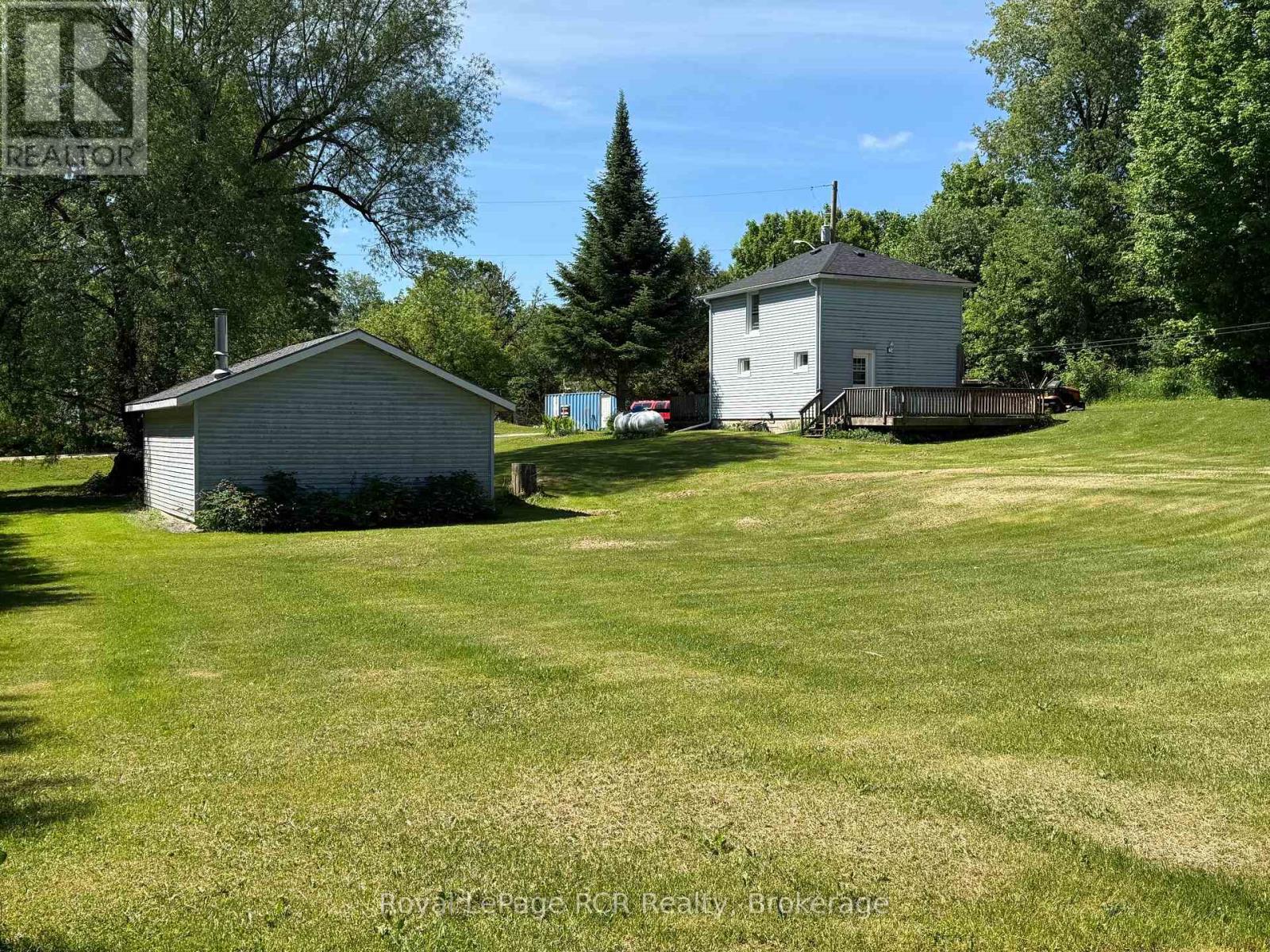 137 Torry Street, Grey Highlands, Ontario N0C 1K0 - Photo 3 - X13420974