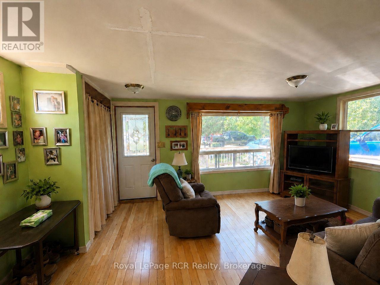 137 Torry Street, Grey Highlands, Ontario N0C 1K0 - Photo 4 - X13420974