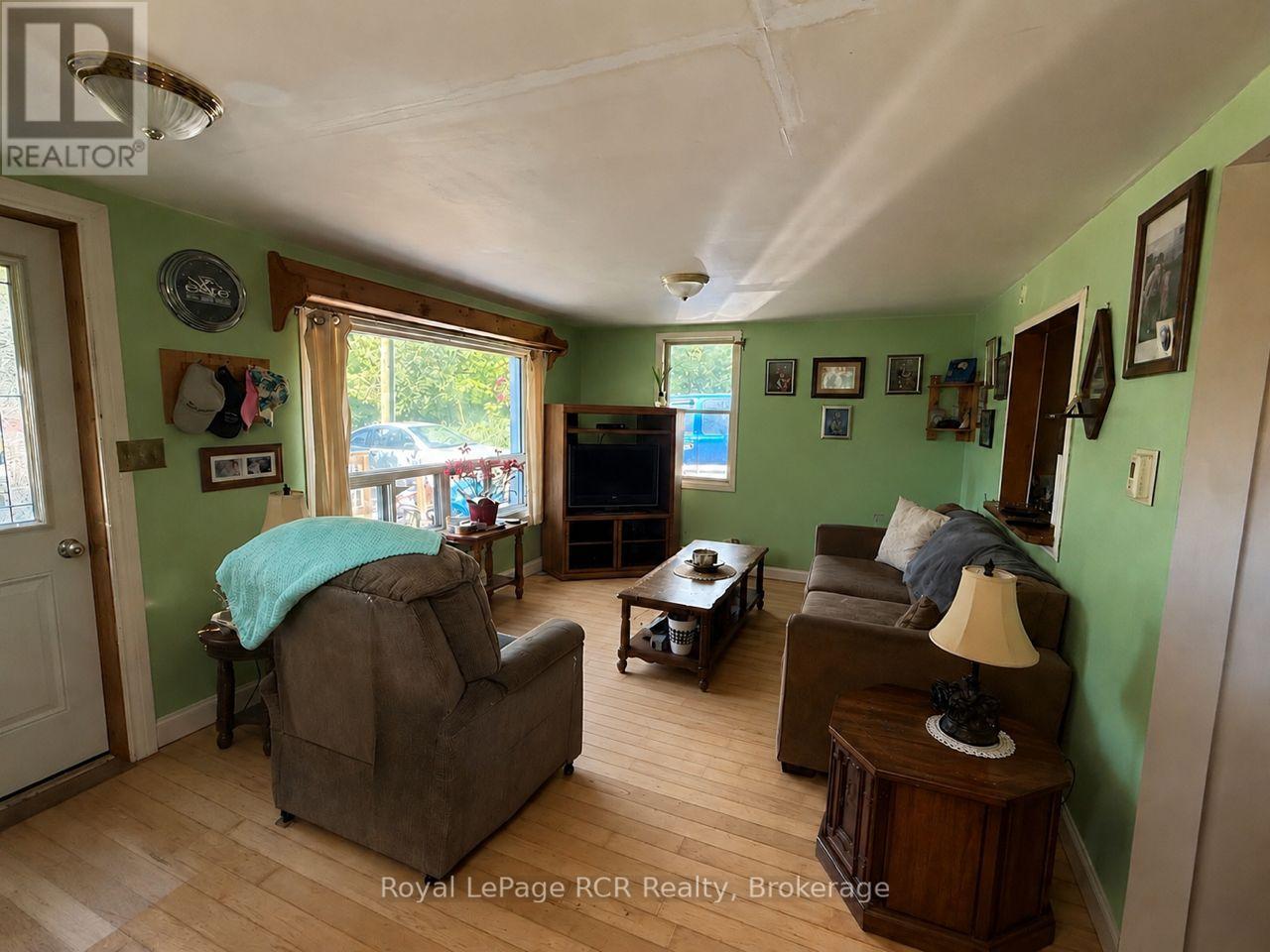 137 Torry Street, Grey Highlands, Ontario N0C 1K0 - Photo 5 - X13420974