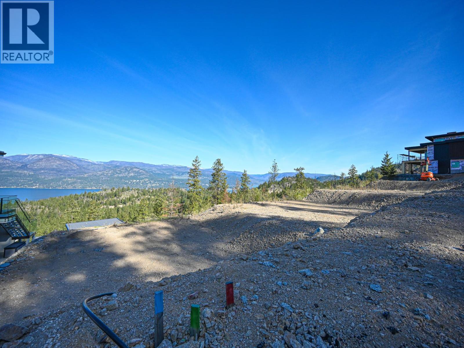 654 Predator Ridge Drive, Vernon, British Columbia V1H 0B1 - Photo 15 - 10384719