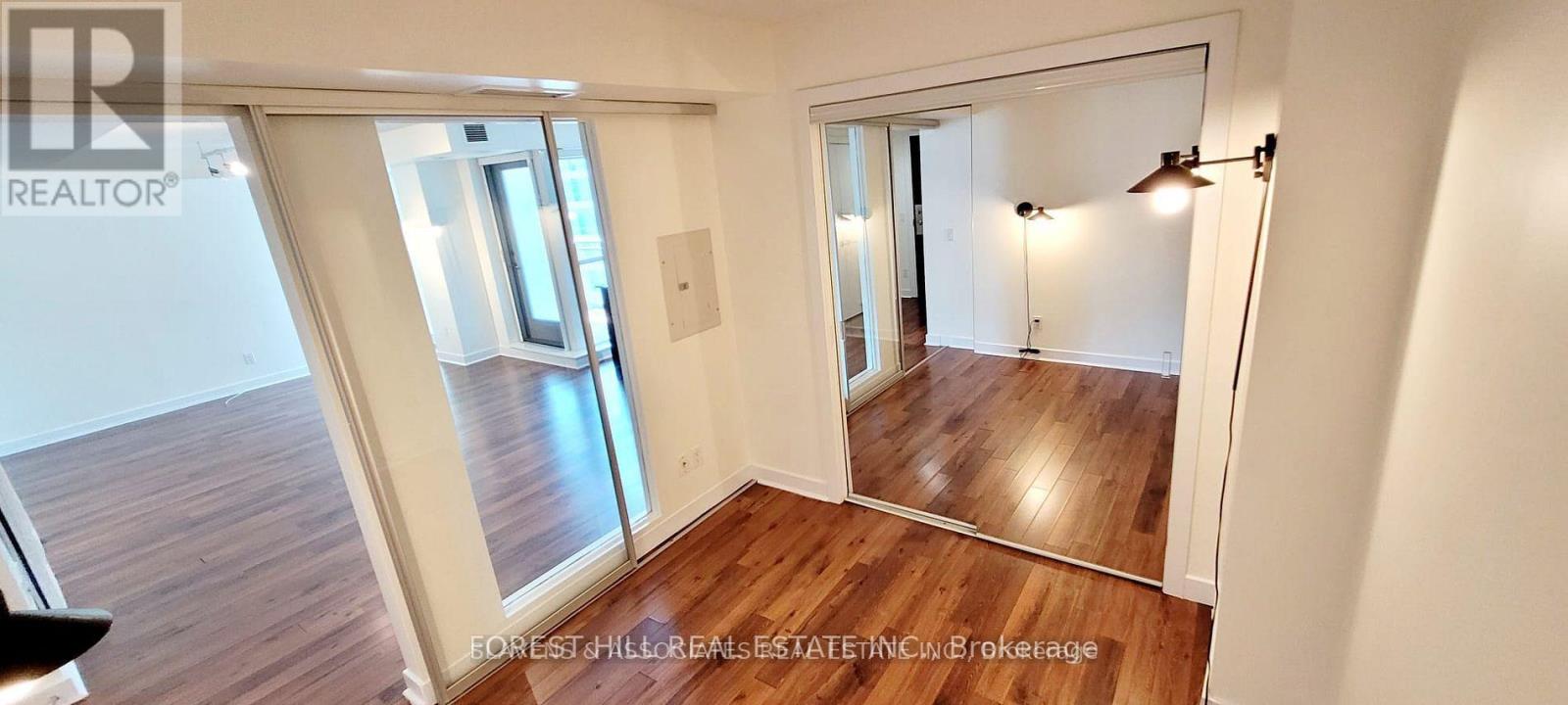 2202 - 80 WESTERN BATTERY ROAD Toronto (Niagara), ON M6K 3S1