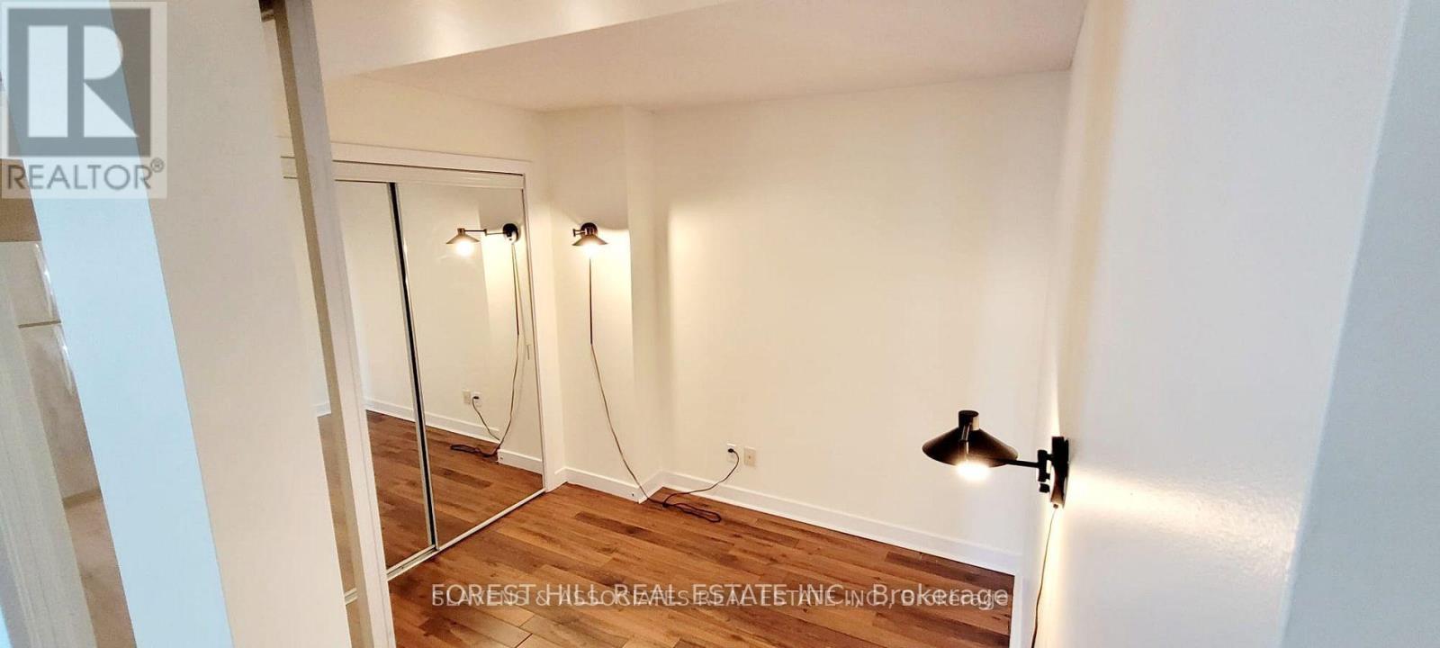 2202 - 80 WESTERN BATTERY ROAD Toronto (Niagara), ON M6K 3S1