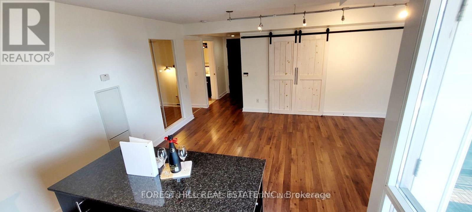2202 - 80 WESTERN BATTERY ROAD Toronto (Niagara), ON M6K 3S1