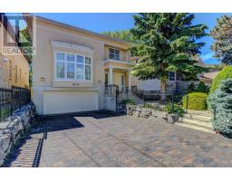 215 OLIVE AVENUE S, Toronto, Ontario