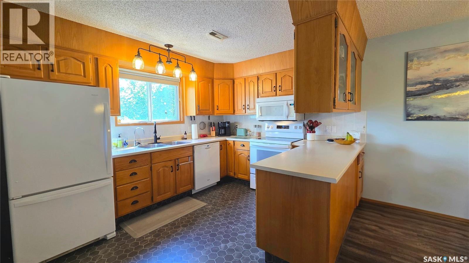 12 1391 98th Street, North Battleford, Saskatchewan  S9A 0M1 - Photo 16 - SK038793