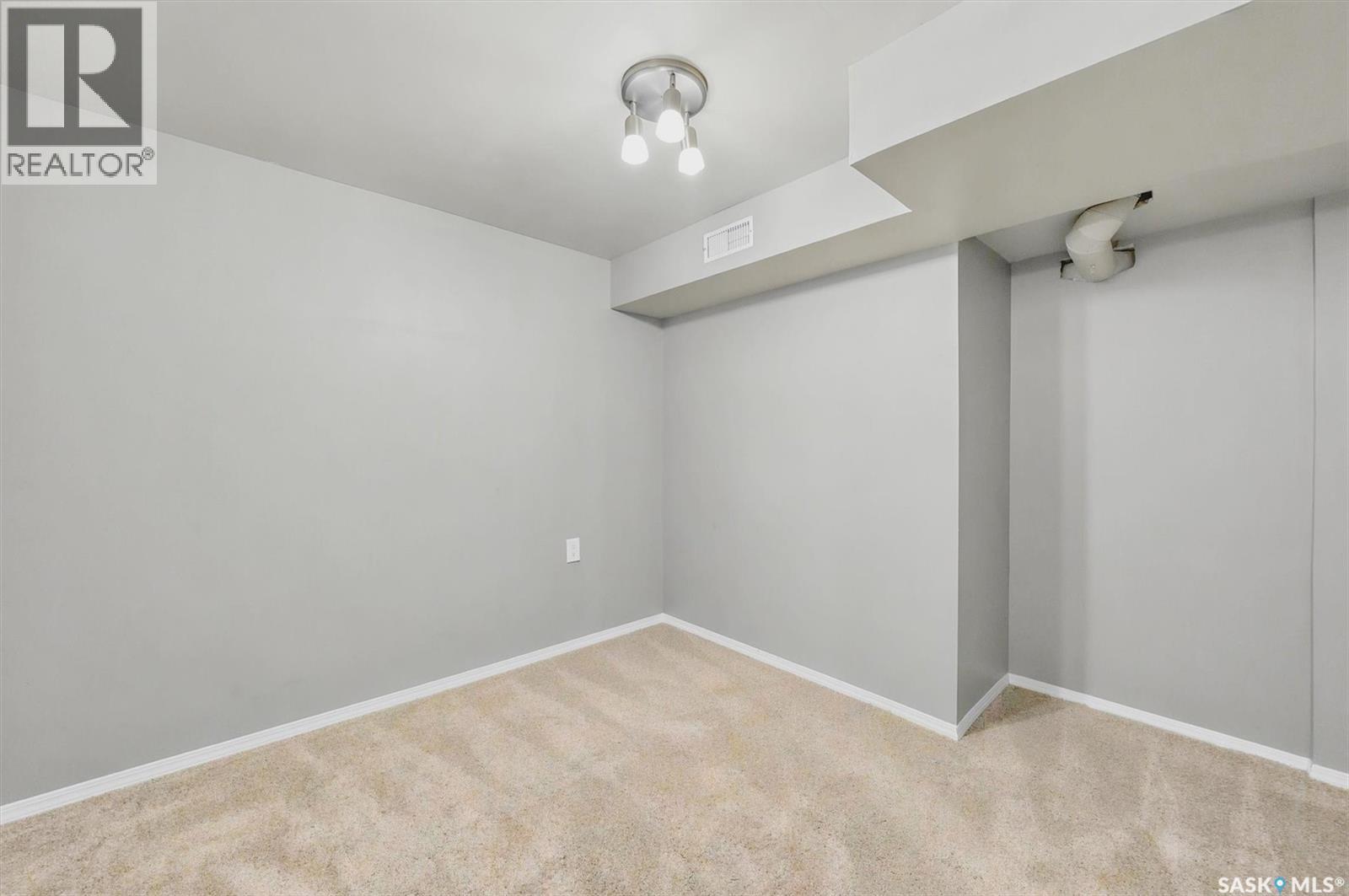 1602 C Avenue N, Saskatoon, Saskatchewan  S7L 1L5 - Photo 28 - SK038656