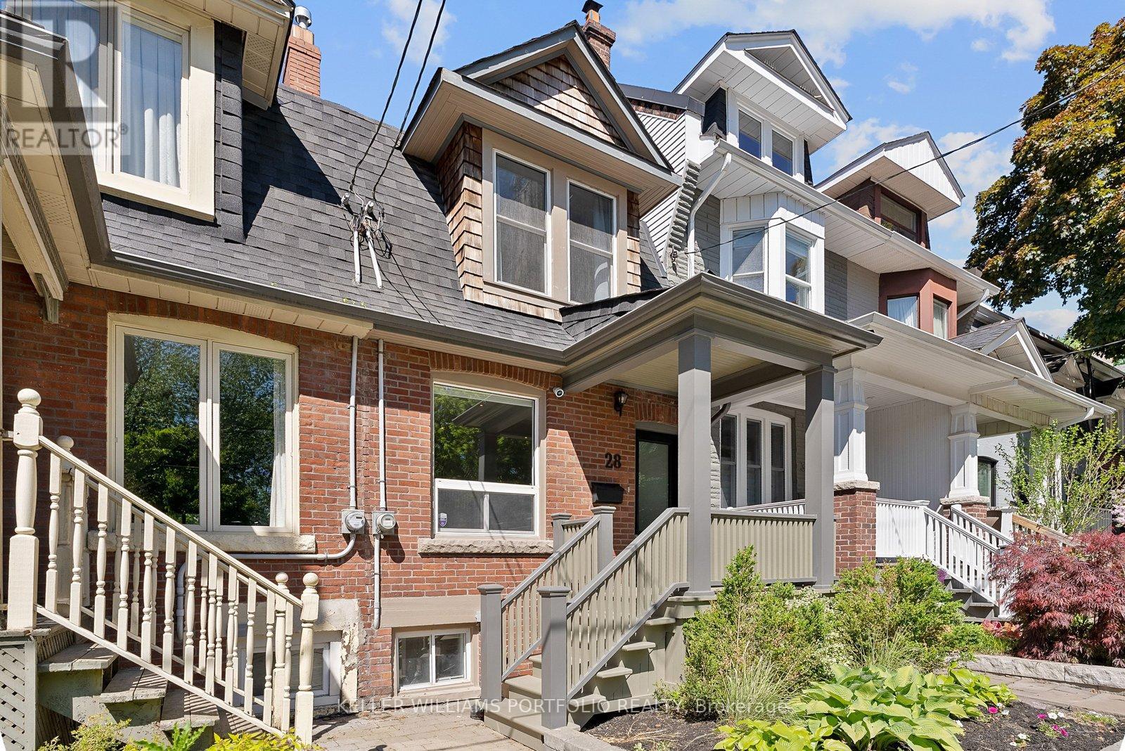 28 TIVERTON AVENUE, Toronto, Ontario