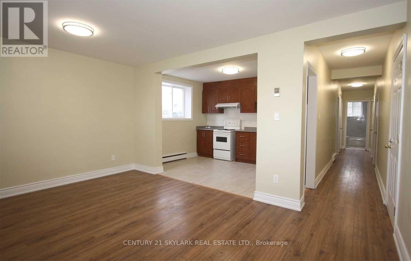 1 - 371 Elgin Court, Oshawa, Ontario  L1J 2P5 - Photo 2 - E13420890