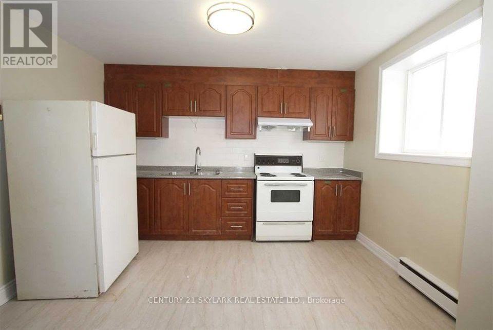 1 - 371 Elgin Court, Oshawa, Ontario  L1J 2P5 - Photo 4 - E13420890