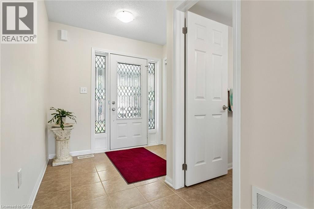 10 Klemscott Road, Brampton, Ontario  L7A 0P5 - Photo 2 - 40836124