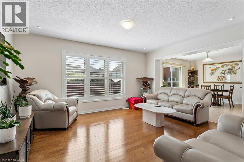 10 Klemscott Road, Brampton, Ontario  L7A 0P5 - Photo 5 - 40836124