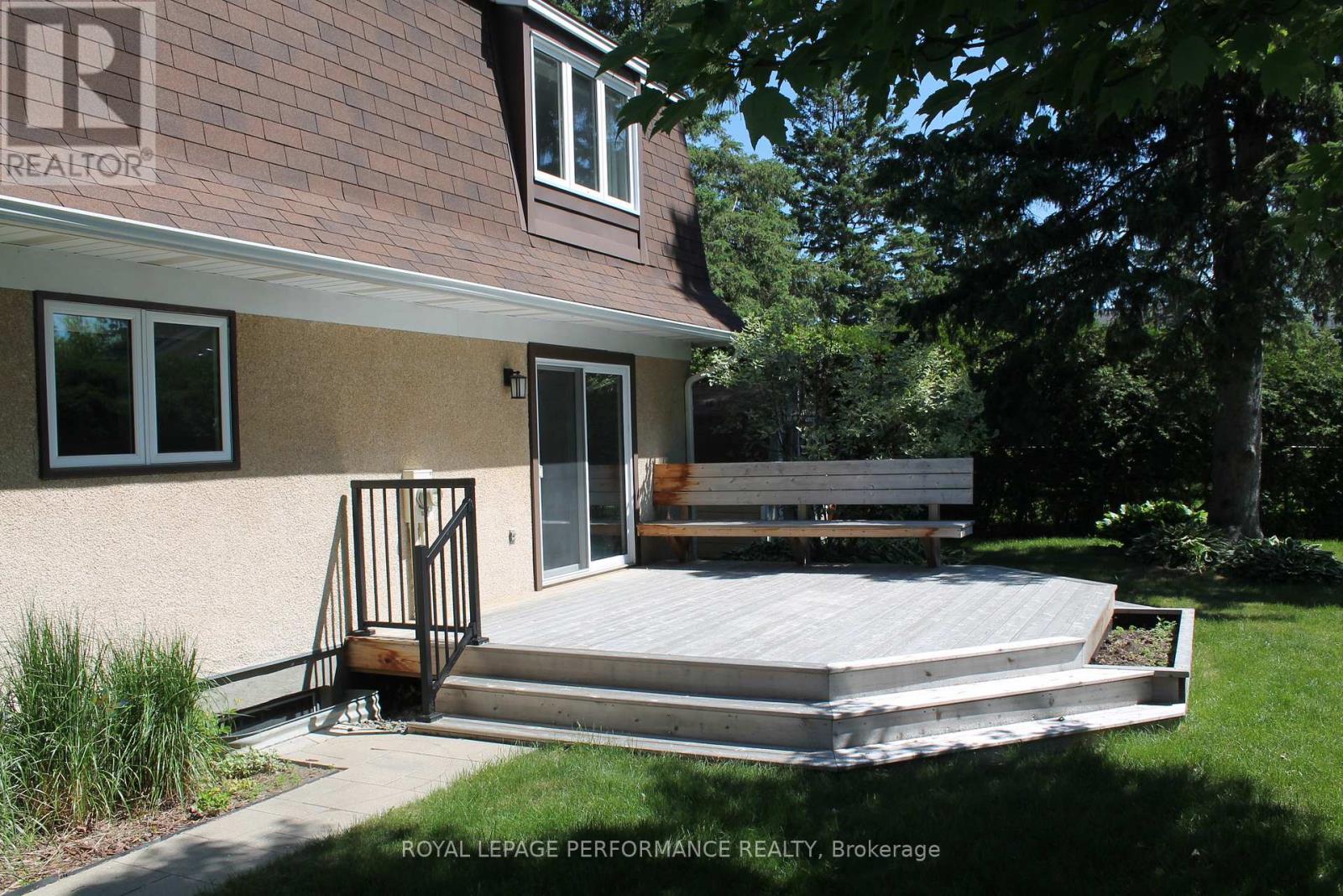 15 Hallowell Court, Ottawa, Ontario K2H 8N4 - Photo 44 - X13232724
