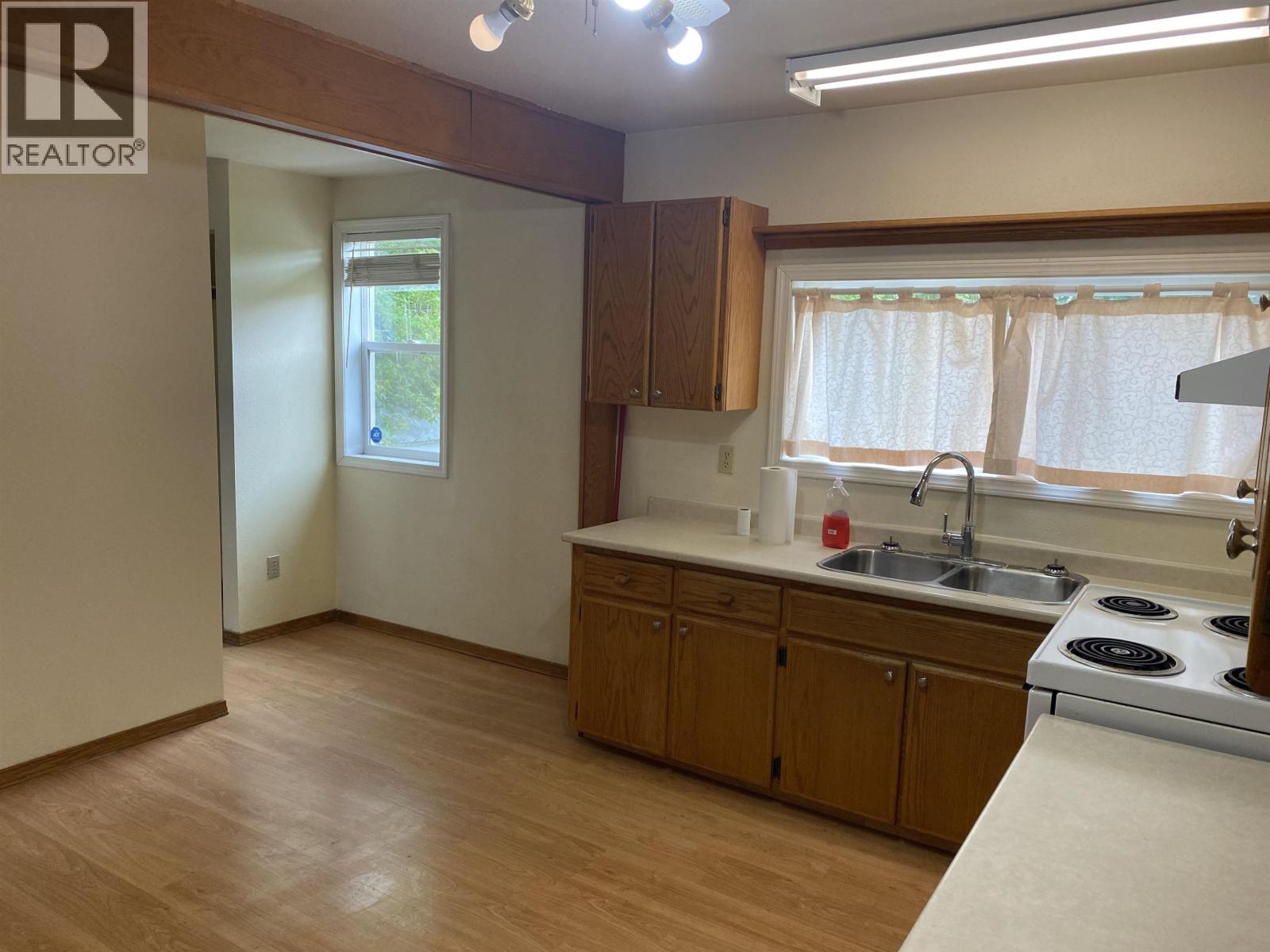 1822 Oak Street, Prince George, British Columbia  V2L 1Z2 - Photo 6 - R3133120
