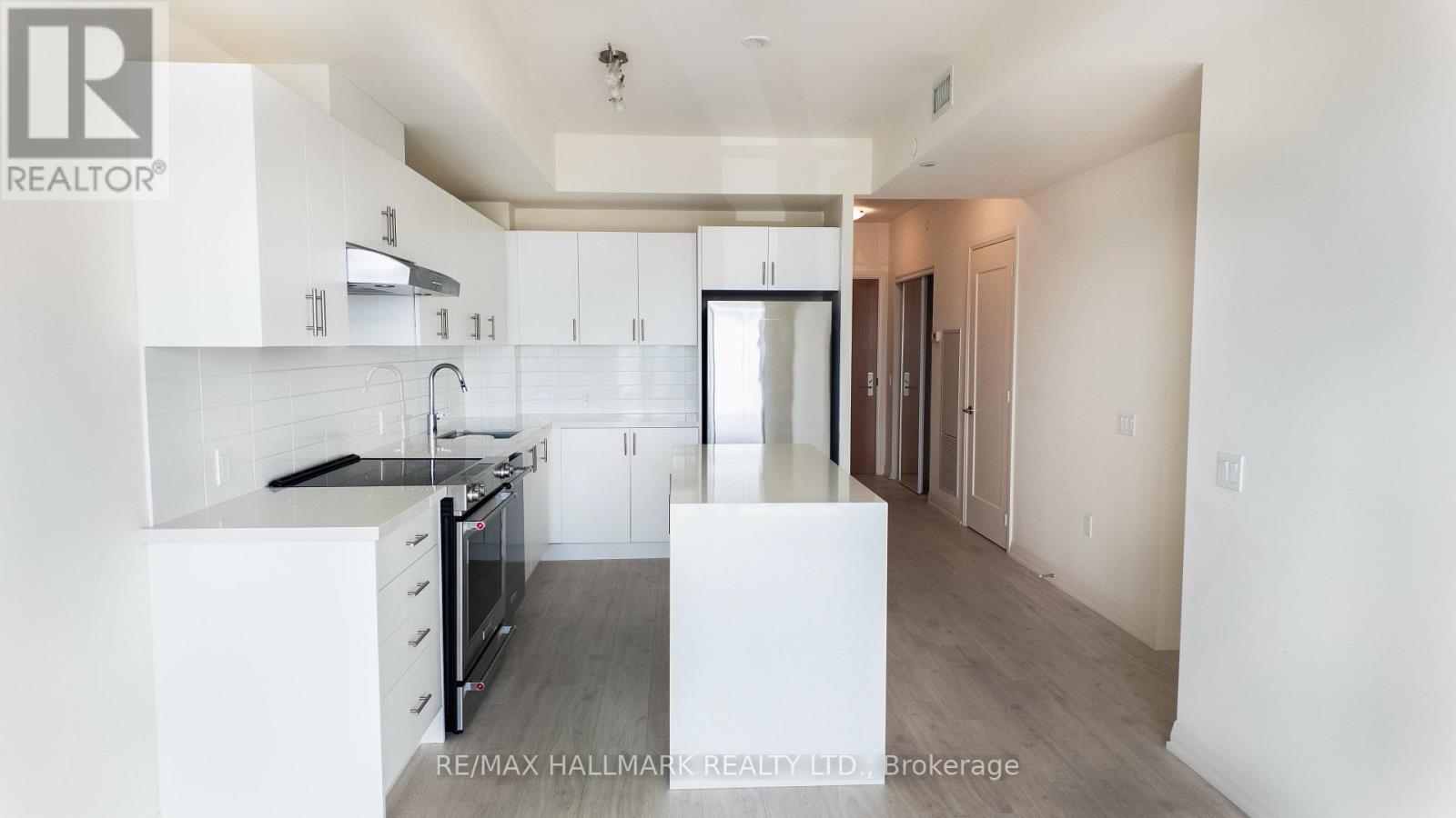 912 - 8960 Jane Street, Vaughan, Ontario  L4K 0N9 - Photo 3 - N13420750