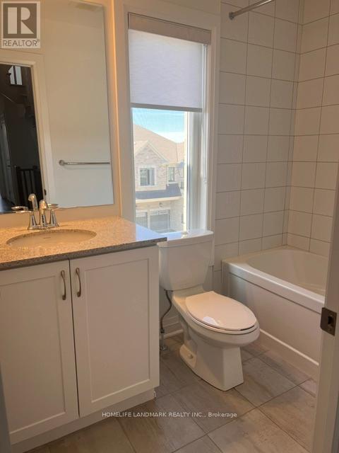 7 Wisla Avenue, Markham, Ontario  L6C 3M1 - Photo 11 - N13420934